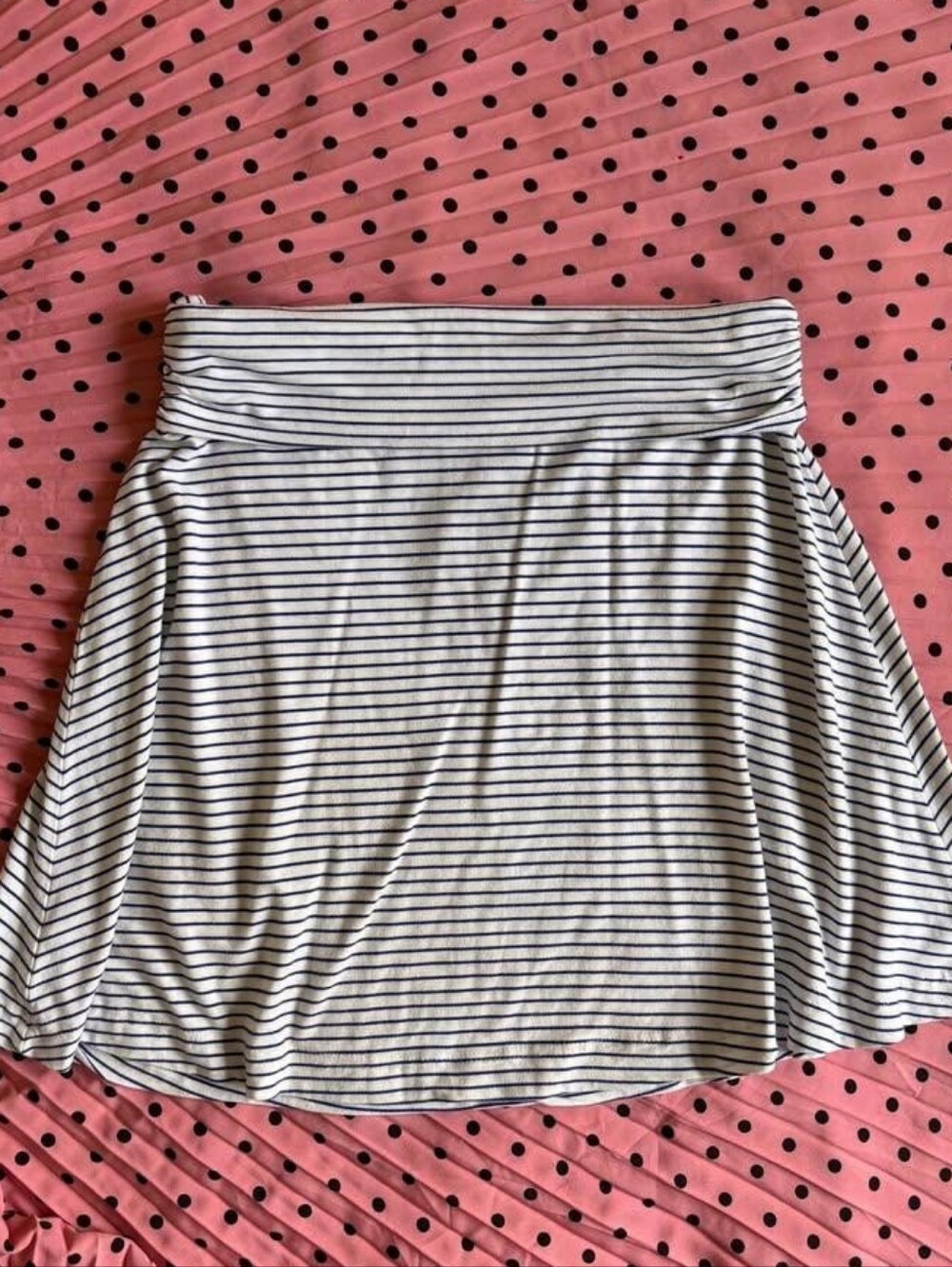 GAP White Skirt with Thin Black Stripes — Fold-Over Waist Skater/ Size Xs